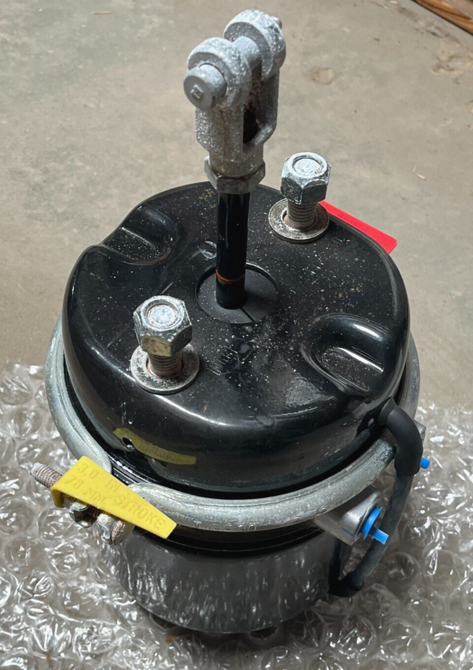 BUFFALO MRAP AIR BRAKE CHAMBER MJS3030ET051 2530-01-611-9053