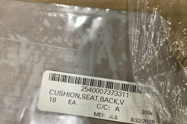 M800 SERIES 7373311 VEHICULAR SEAT BACK CUSHION 7061291 776R6 2540-00-737-3311