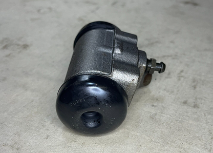 FORD F-350 E7TZ 2261-A HYDRAULIC REAR BRAKE CYLINDER ASSEMBLY 2530-01-314-4438