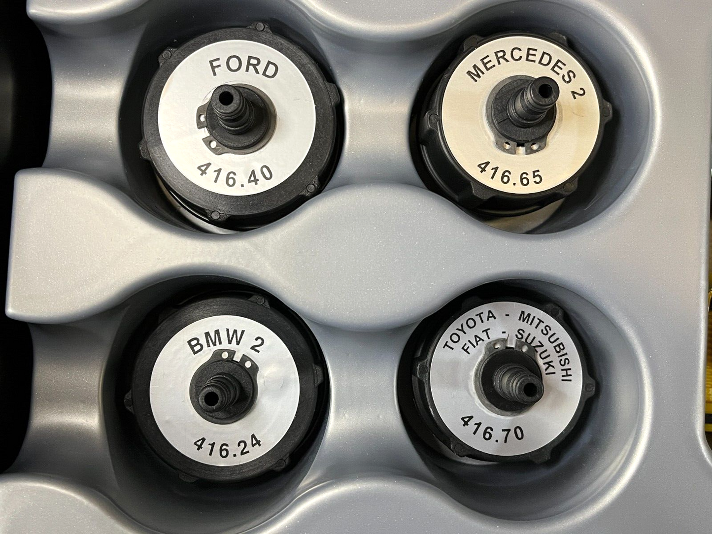 NEW RADIATOR PRESSURE TESTER KIT W/COOLANT PURGE/REFILL ADAPTER 6685-01-549-1942