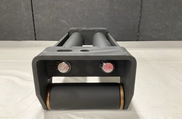 MRAP MAXXPRO NAVISTAR 2596779C1 WINCH ROLLERS BRACKET ASSEMBLY 2590-01-566-6461