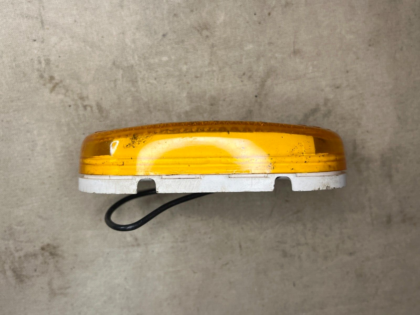 NEW NAVISTAR 549649C91 VEHICULAR TAILLIGHT 6220012037545 6220-01-203-7545