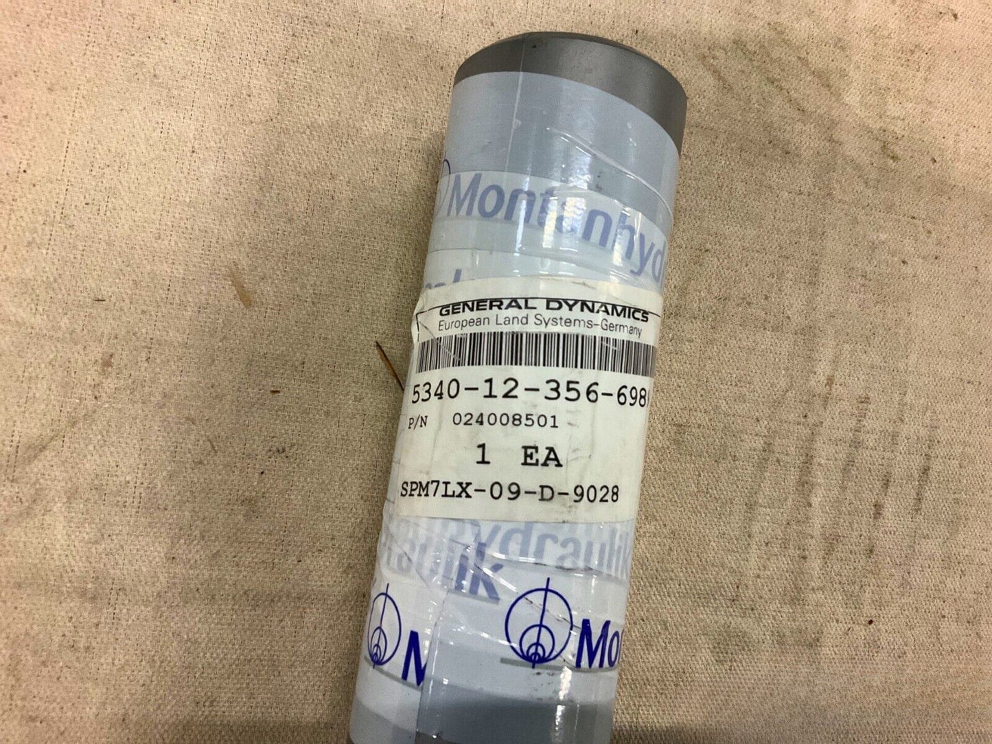 1EA GENERAL DYNAMICS 024008501 PLUG, PROTECTIVE DUST & MOISTUR 5340-12-356-6989