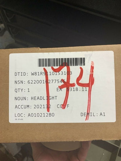 M998 HMMWV HUMVEE 4080300 0548642 LED HEADLIGHT 24 VOLT 07777 6220-01-627-7546