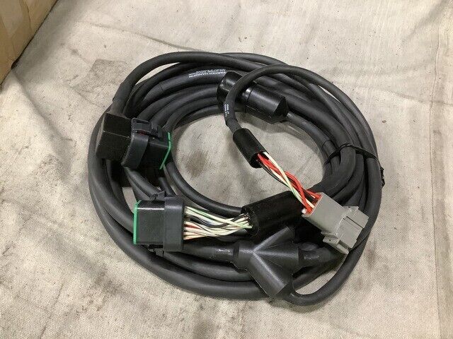 MRAP RG 33 PARKER 646653 BRANCHED ELECTRICAL POWER CABLE 6150-01-610-6222 USA