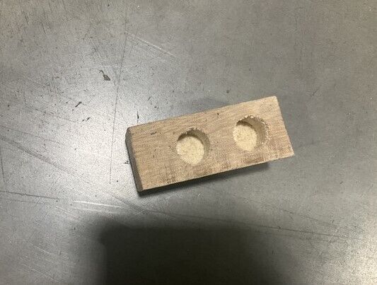 BASIC RUBBER & PLASTICS 68D050001-2061 BUMPER 2.6 L,1.1 W,0.2 D 5340-01-098-0491