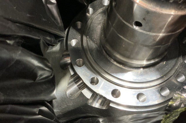 Wheel Spindle SA88500312 NSN 2530-01-346-4726 - photo 3