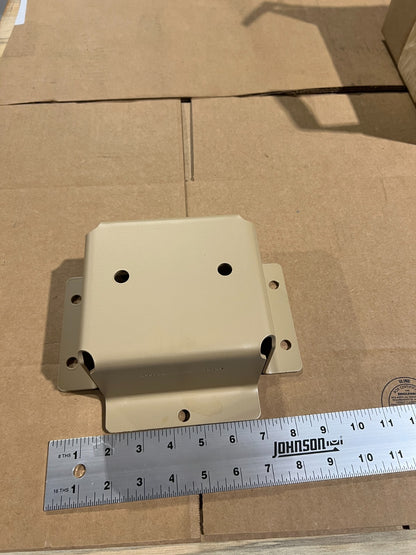 Mounting Bracket 3824662 NSN 5340-01-586-8552 - photo 2