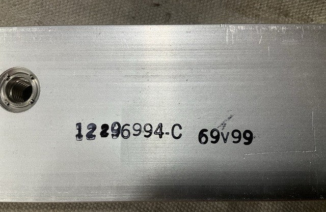 Plate Spacer 12296994-C NSN 5365-01-110-4048 - photo 3
