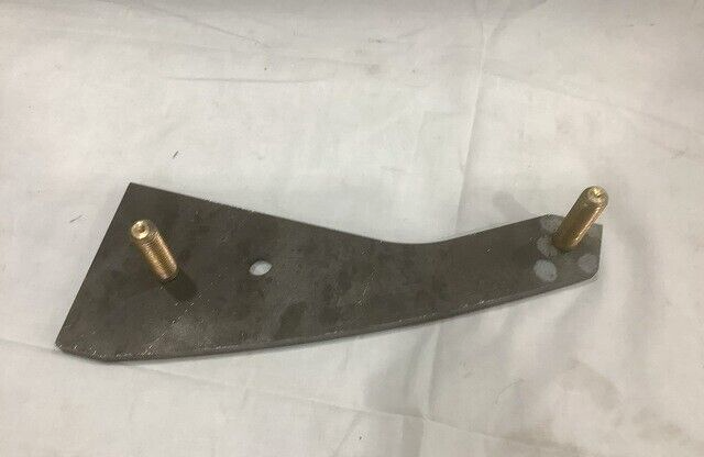 HEMTT, FMTV HOLLAND XA-01997 RH ADJUSTING BEARING PLATE 2510-01-198-1158 NOS