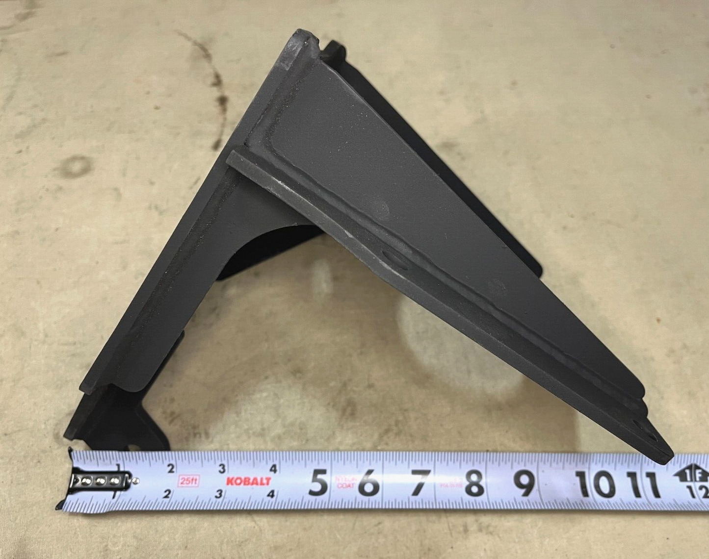 FIRE FIGHTING TRUCK OSHKOSH 4079076 4267783 MOUNTING BRACKET 5340-01-644-8620