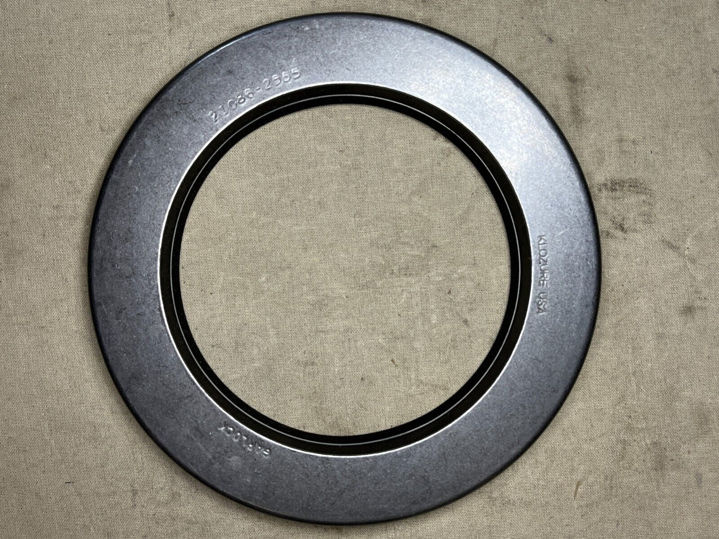 NEW GARLOCK 21036-2555 HEAVY DUTY PLAIN OIL SEAL 53X2555 5330-01-282-8664