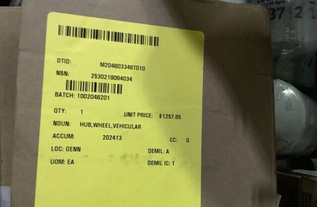 LIGHT ARMORED VEHICLE 10501127 VEHICULAR HUB WHEEL 2402-8214-00 2530-21-906-4034