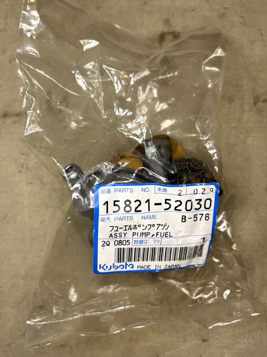 GENUINE OEM KUBOTA 15821-52030 CAM ACTUATED FUEL PUMP 50494A 2910-01-445-4934