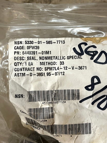 MRAP-M-ATV 6440391-01M1 NONMETALLIC SPECIAL SHAPED TRIM SEAL 5330-01-585-7713