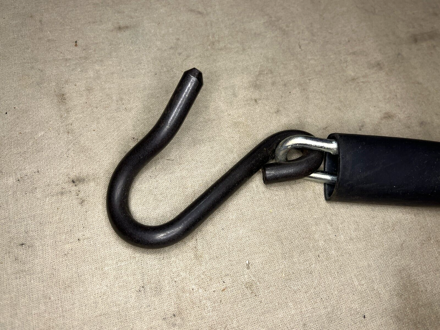 M998 HMMWV 12339229-1 LEFT SINGLE LEG TAILGATE CHAIN ASSEMBLY 4010-01-217-7086