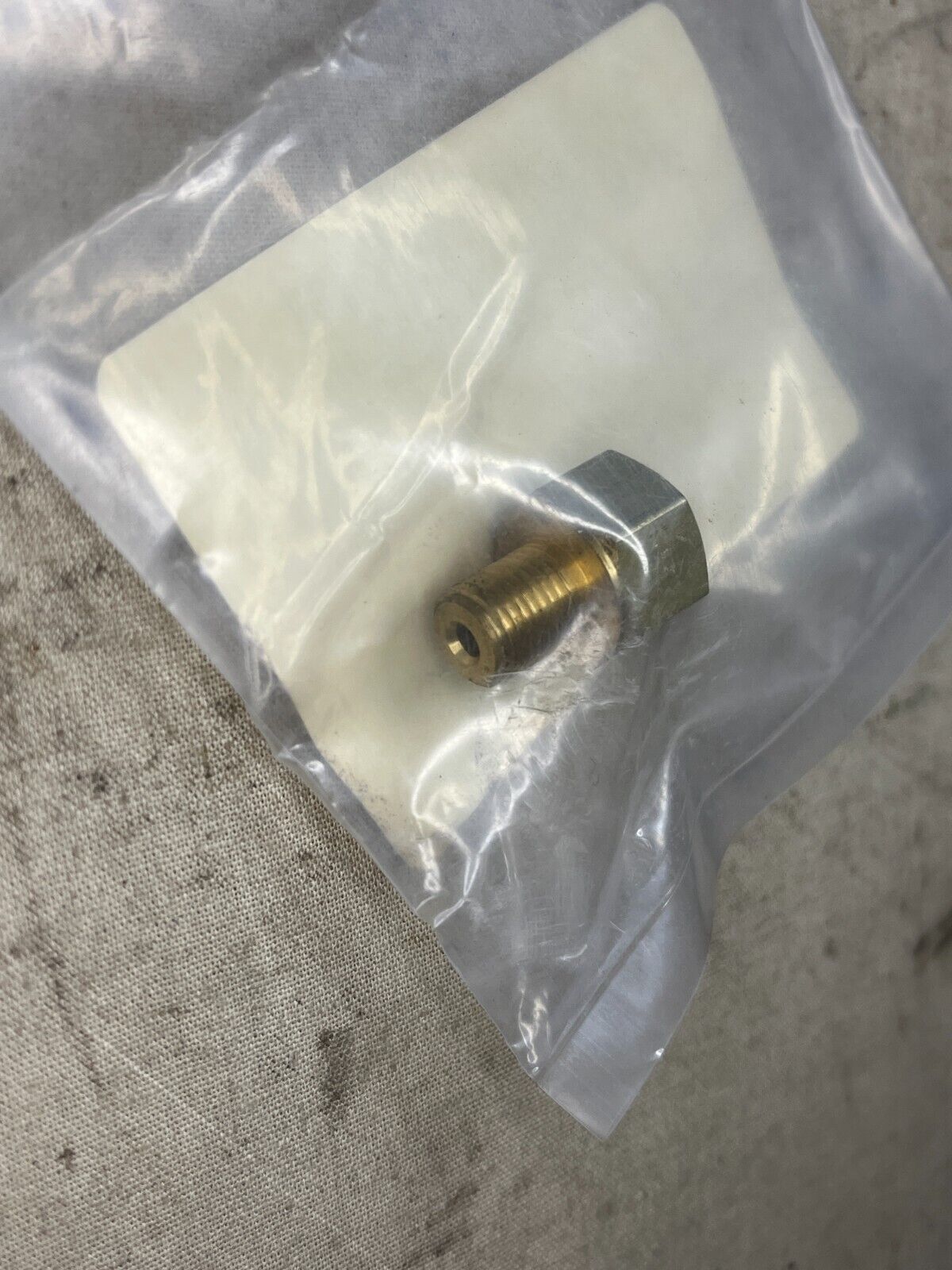 M998 HMMWV HUMMER 12339235 FITTING CALIPER BRAKE TUBE COUPLING 4730-01-184-6971