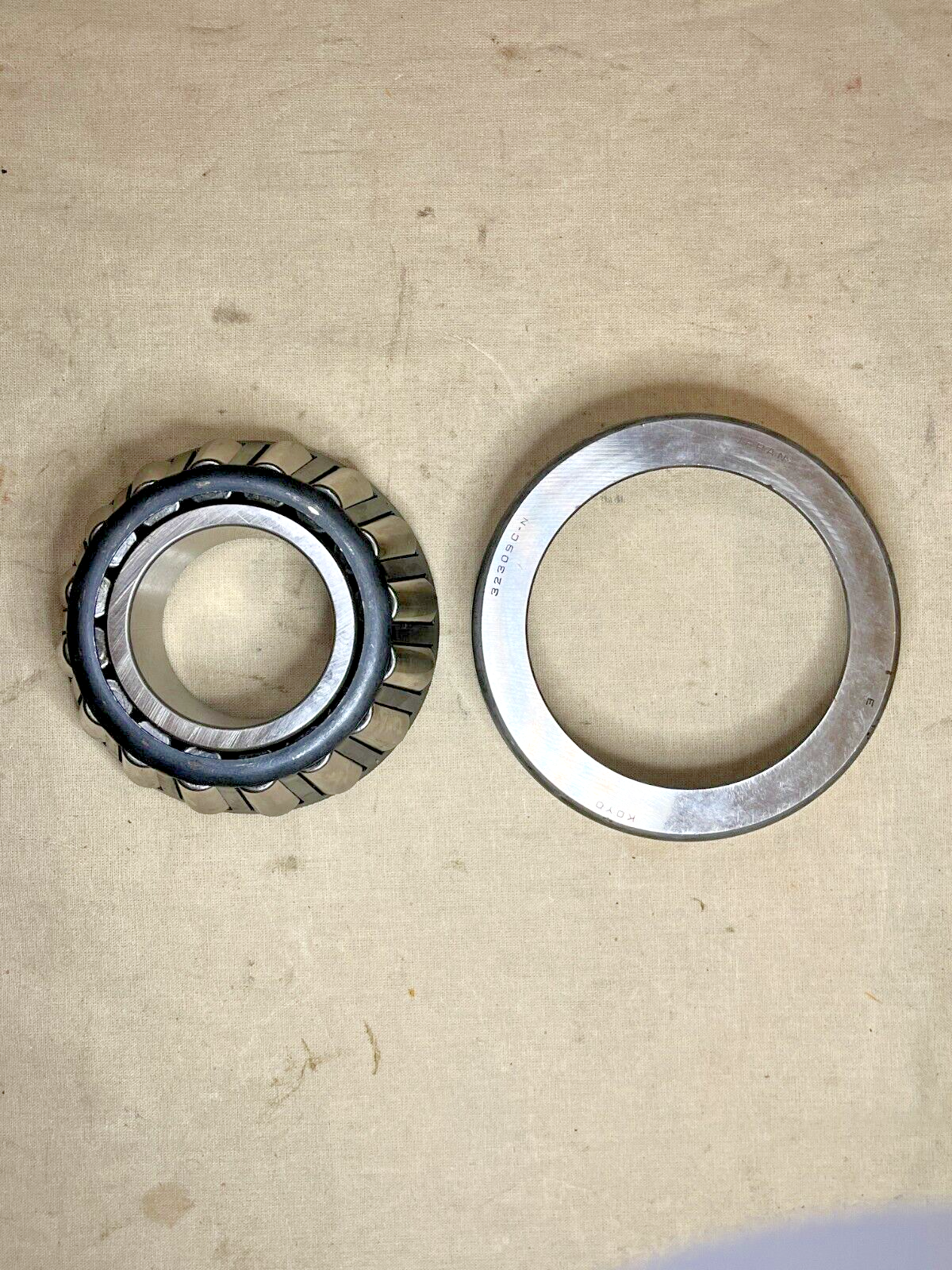 KOYO 32309CR-N SINGLE TAPPER ANNULAR BALL BEARING 418-22-11820 3110-01-372-0293