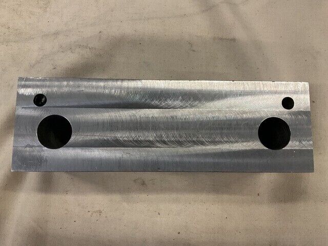 NEW SECTION BLOCK CLAMP 4847475 5340013370048 5340-01-337-0048 USA-STOCK