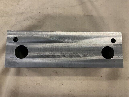 NEW SECTION BLOCK CLAMP 4847475 5340013370048 5340-01-337-0048 USA-STOCK