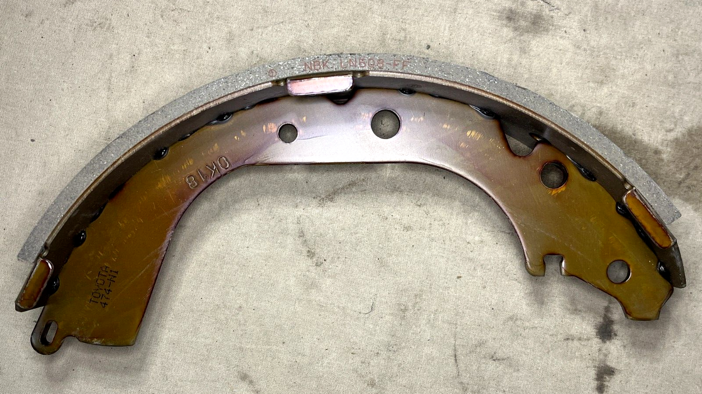 GENUINE OEM TOYOTA REAR BRAKE SHOE KIT LN508-FF 04495-35230 04495-26050 USA