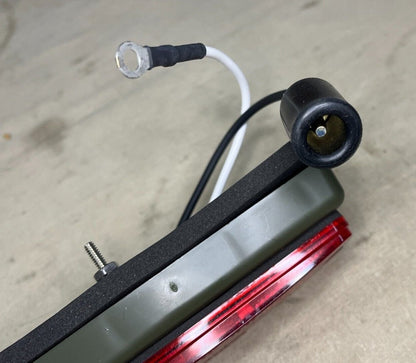 FMTV MRAP TRUCK-LITE 18085R CLEARANCE MARKER RED LED LIGHT 7105 6220-01-516-0454