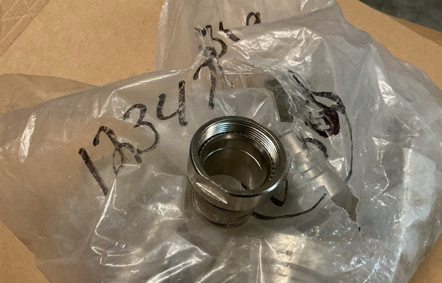 Connector Adapter 12347631-9 NSN 5935-01-389-1801 - photo 3