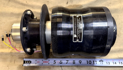 E-SYSTEMS 004828-02 208V 3P 60HZ 3.3A ALTERNATING CURRENT MOTOR 6105-00-469-6997