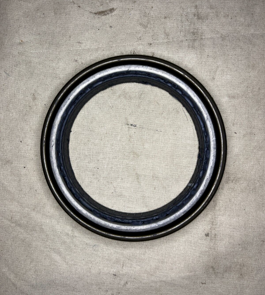 M-915 TRUCK SERIES R945008 MERITOR DRIVE AXLE OIL SEAL 3949186 5330-01-388-7501
