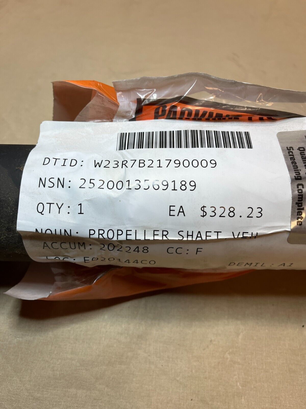 M998 HMMWV HUMMER 12342620 FRONT PROPELLER DRIVESHAFT 915806 2520-01-356-9189