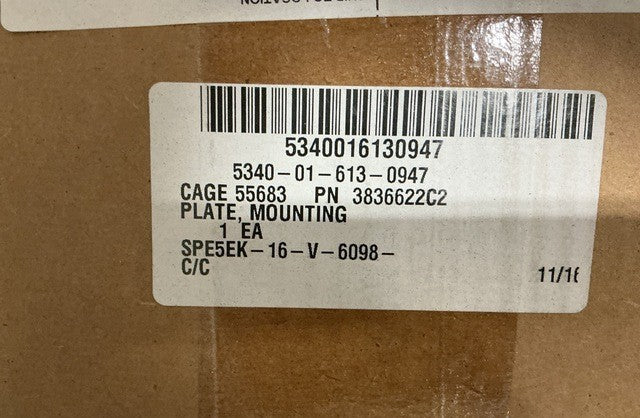 Mounting Plate 3836622C2 NSN 5340-01-613-0947 - photo 5