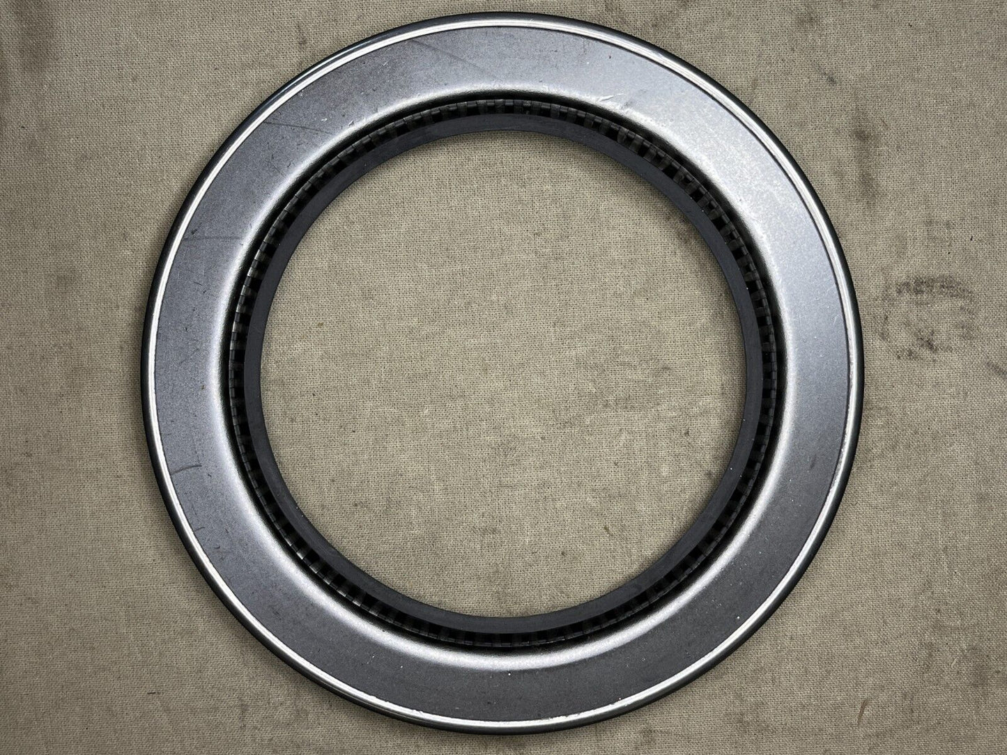NEW GARLOCK 21036-2555 HEAVY DUTY PLAIN OIL SEAL 53X2555 5330-01-282-8664