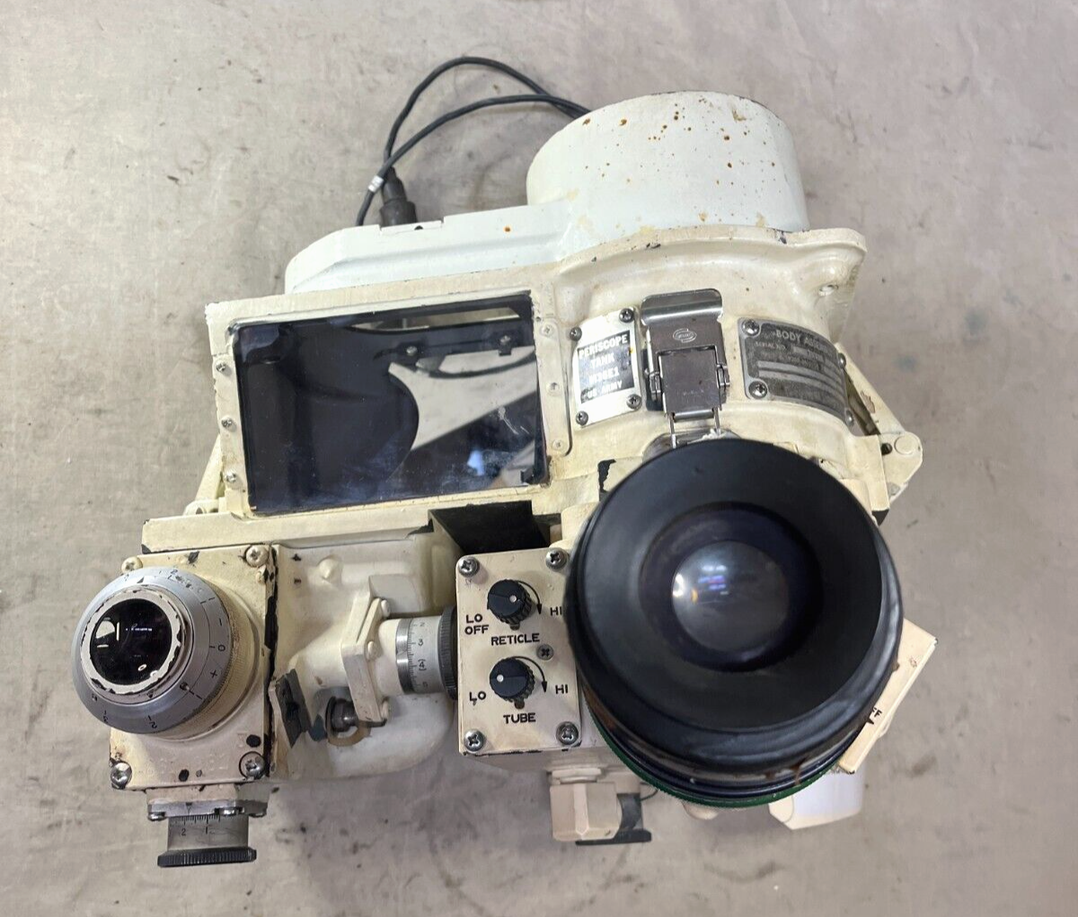 MILITARY M36E1 M60A3 TANK 11727460 ARMORED VEHICLE PERISCOPE 1240-00-348-8441