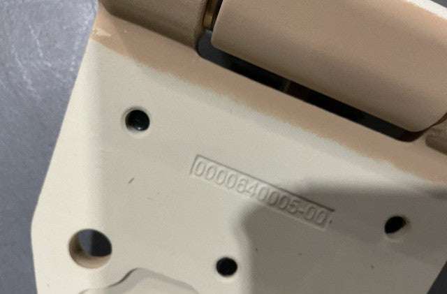 Hinge Door Assy 0312107181-00 NSN 2510-01-582-3497 - photo 4