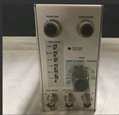 Tektronix 067-0587-10-02 Mainframe Calibrator 7000 11000 Series Oscilloscopes