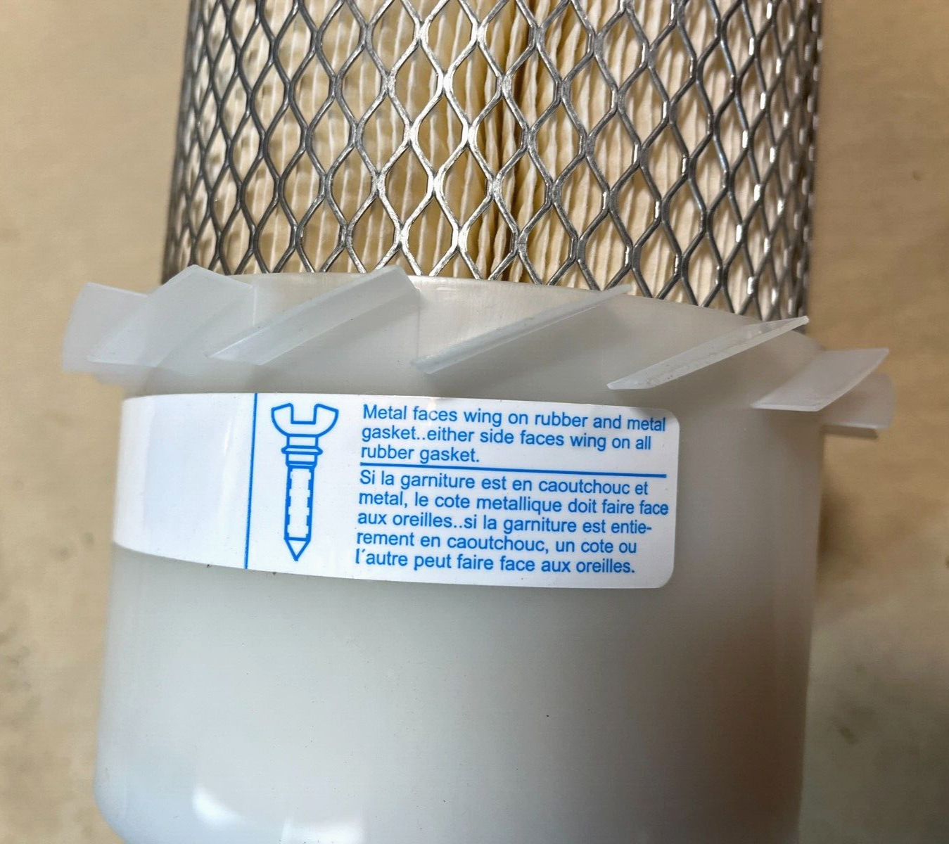 2940-01-306-3163 SKID STEER BACKHOE FORKLIFT AIR INTAKE FILTER 42518 A173290