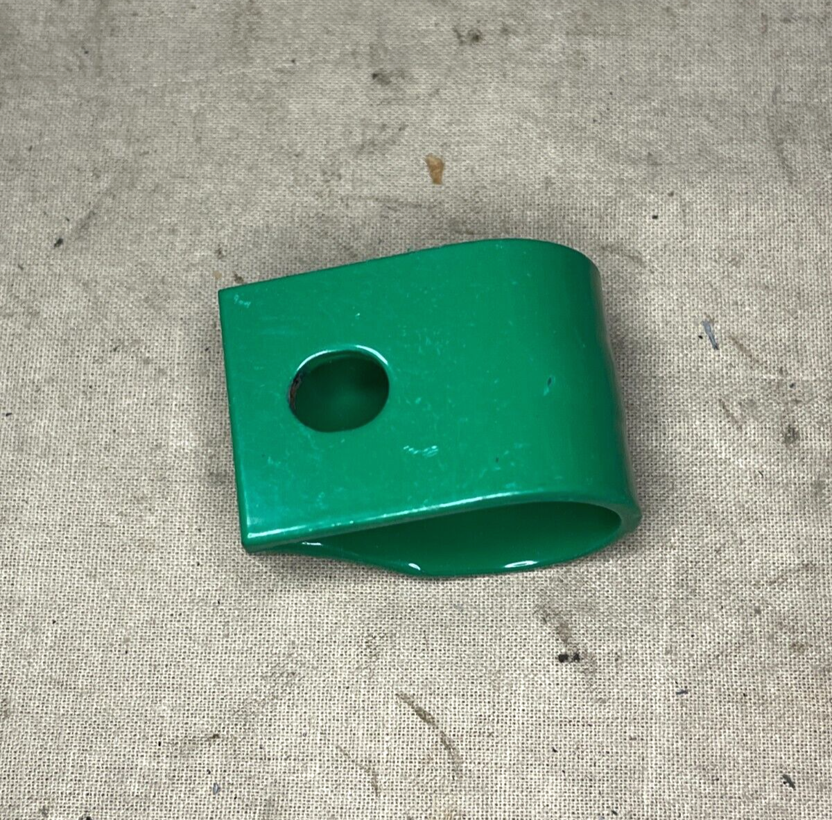 NEW MILITARY MRAP- M-ATV 2257S123 SPRING TENSION CLIP 7HB338 5340-01-351-2001