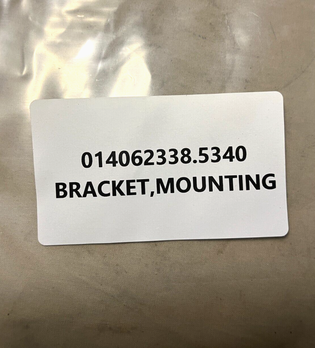 HELICOPTER CH-53A/D/E, MH-53E 65122-11371-108 MOUNTING BRACKET 5340-01-406-2338