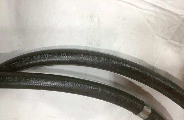 HEMTT TRUCK OSHKOSH 1355940 3/4'' NONMETALLIC HOSE ASSEMBLY 4720-01-559-9427