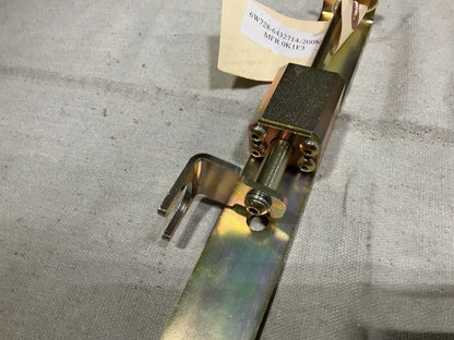 Door Lock Assy 6432714-200M1 NSN 2540-01-536-1442 - photo 2