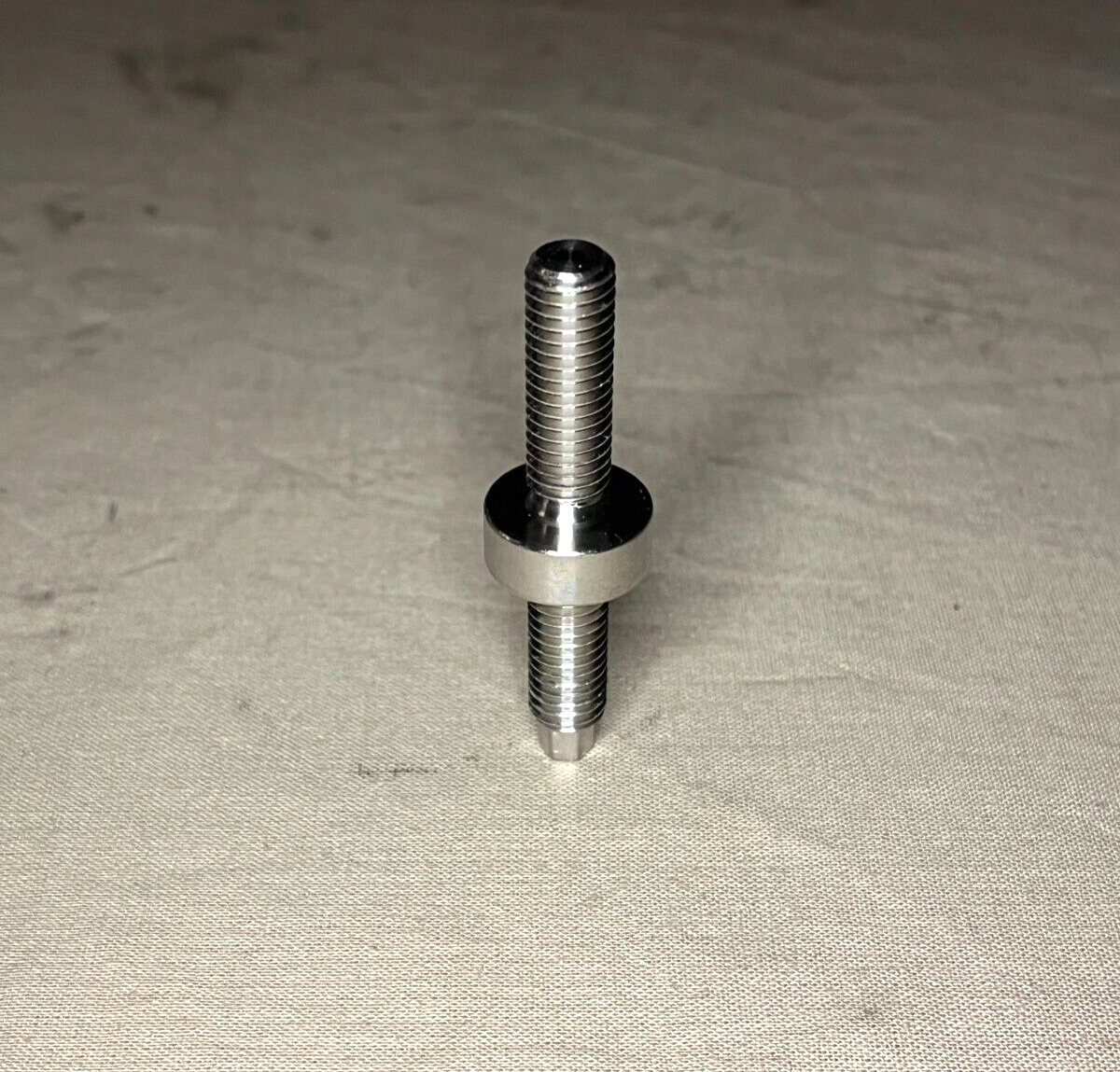 LPD-17 AMPHIBIOUS CLASS MK46 MK4104101 SHOULDERED SHAFT 3040-01-597-1408