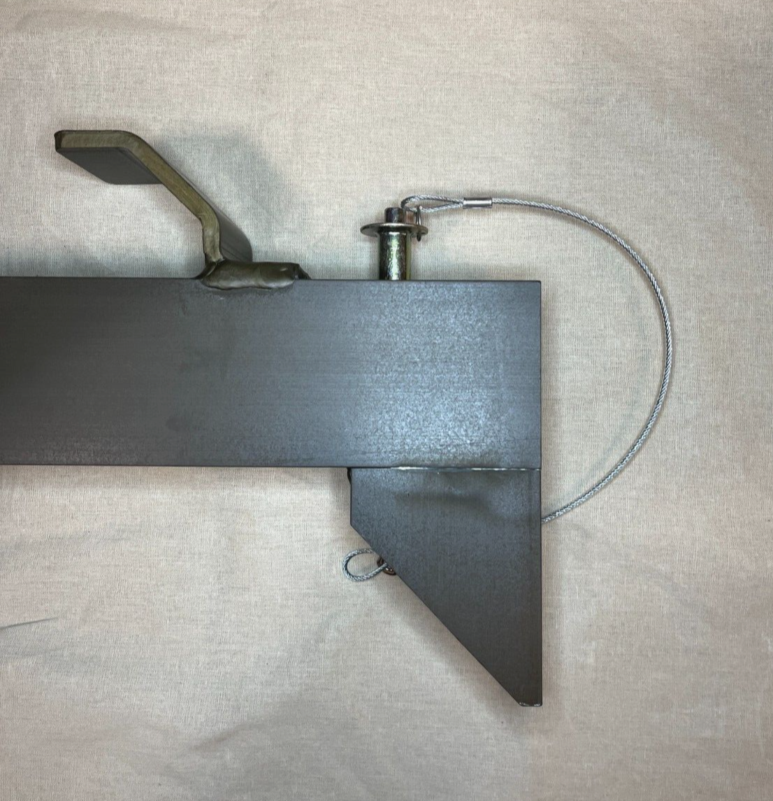 MILITARY MRAP FRONT SUPPORT ASSEMBLY REAR LOWER 368143C92 5340-01-566-5960