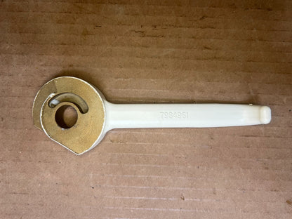Door Handle 7984961 NSN 2540-00-692-8974 - photo 2