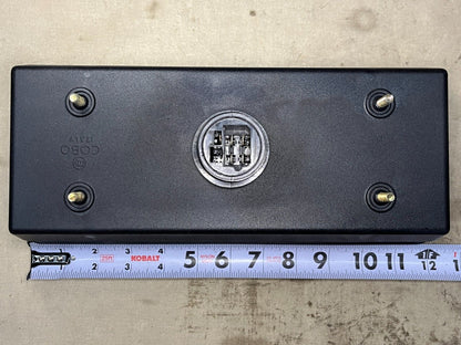 GENUINE VOLVO OEM HEAVY DUTY VEHICULAR TAIL LIGHT LH VERTICAL 12727445