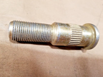 M939a2 LEFT HAND WHEEL STUD M923 M925 M939A2  5 TON MILITARY TRUCK 20X1815Z
