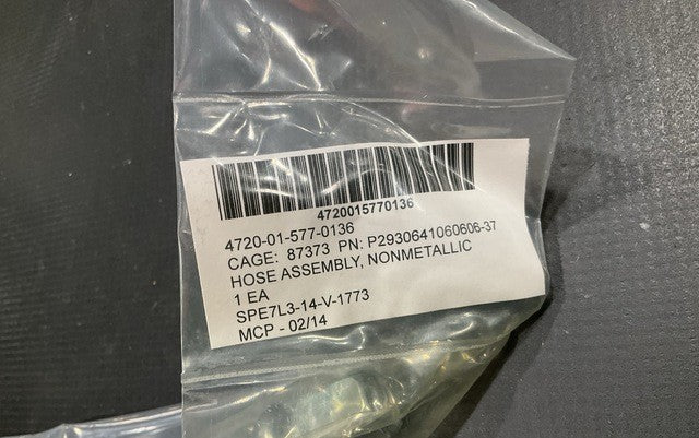 Hose Assy P2930641060606-37 NSN 4720-01-577-0136 - photo 4