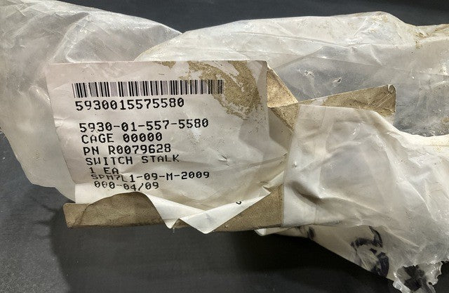 Switch Assembly R0079628 NSN 5930-01-557-5580 - photo 4