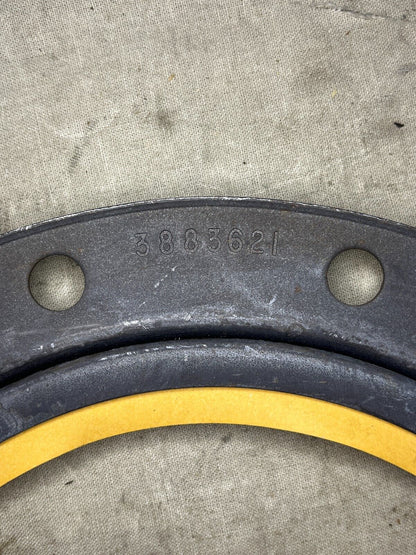 ROUGH TERRAIN CONTAINER 53 000 LB CUMMINS 3800969 SEAL RETAINER 5330-01-488-4827