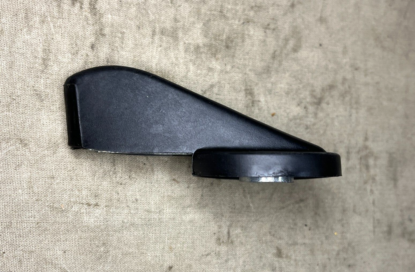 FMTV/LMTV TRUCK 12417502 INSIDE VEHICULAR INTERIOR DOOR HANDLE 2540-01-378-9352