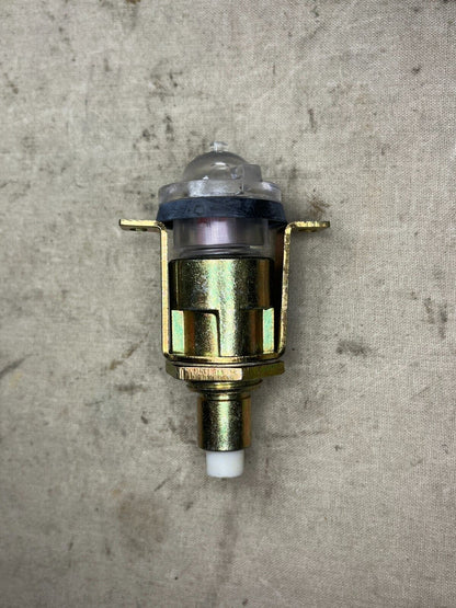 M939, M35, M992 7971111 DASH LAMP INDICATOR WHITE LIGHT LOW AIR 6210-00-635-5686